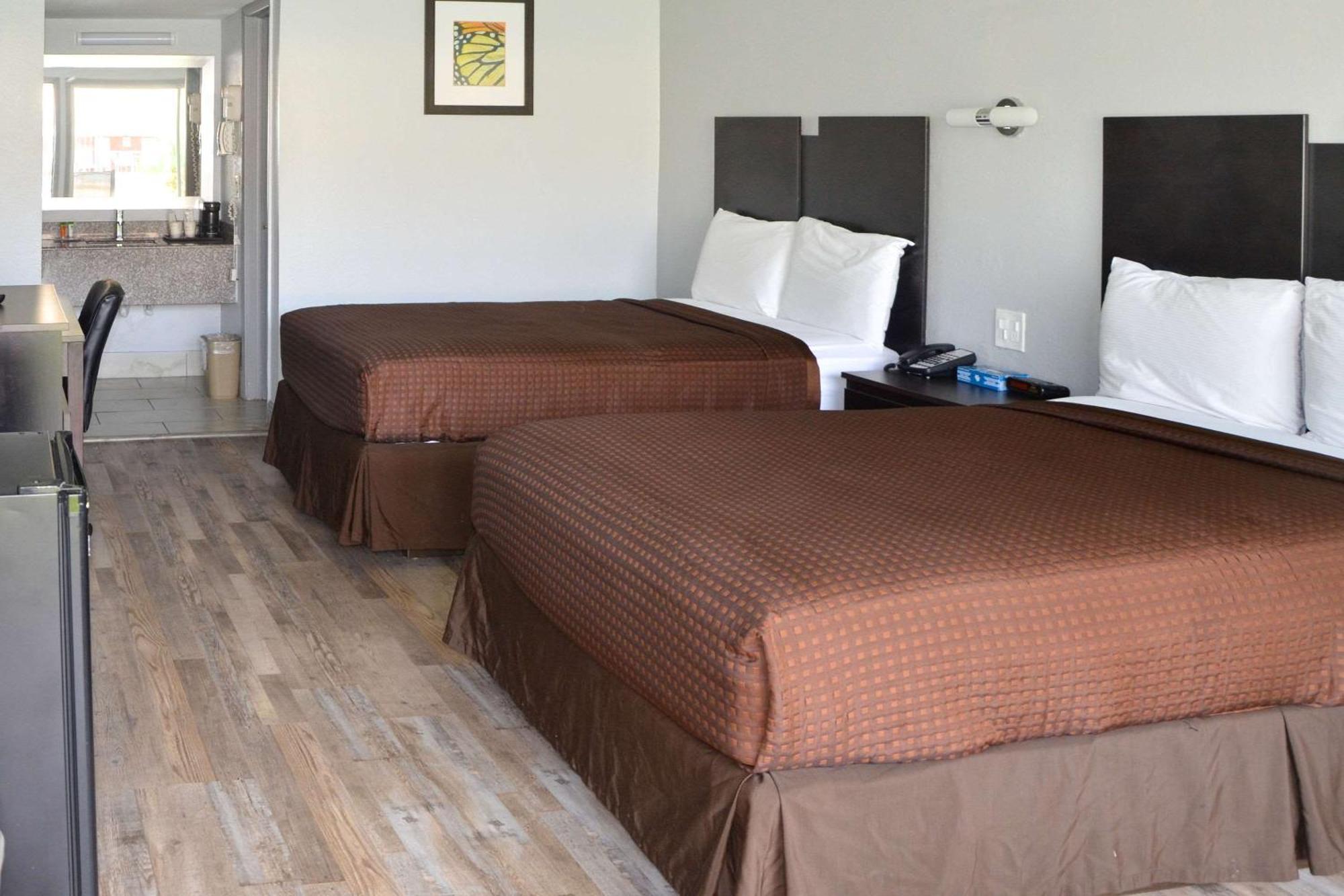 Rodeway Inn Sun City Center Zewnętrze zdjęcie