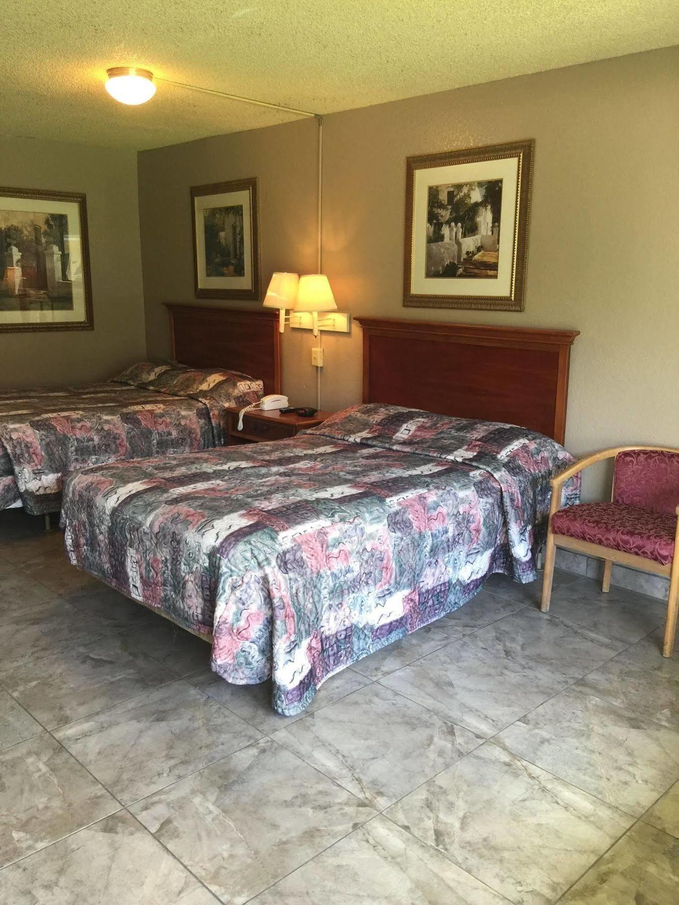 Rodeway Inn Sun City Center Zewnętrze zdjęcie